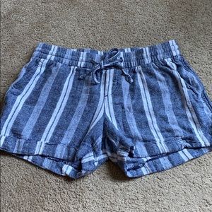 Old Navy blue and white striped shorts